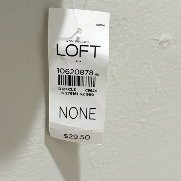 ANN TAYLOR LOFT OUTLET Women’s Gray Rayon Embellished Sequin Scarf 78” X 26” - Picture 4 of 6